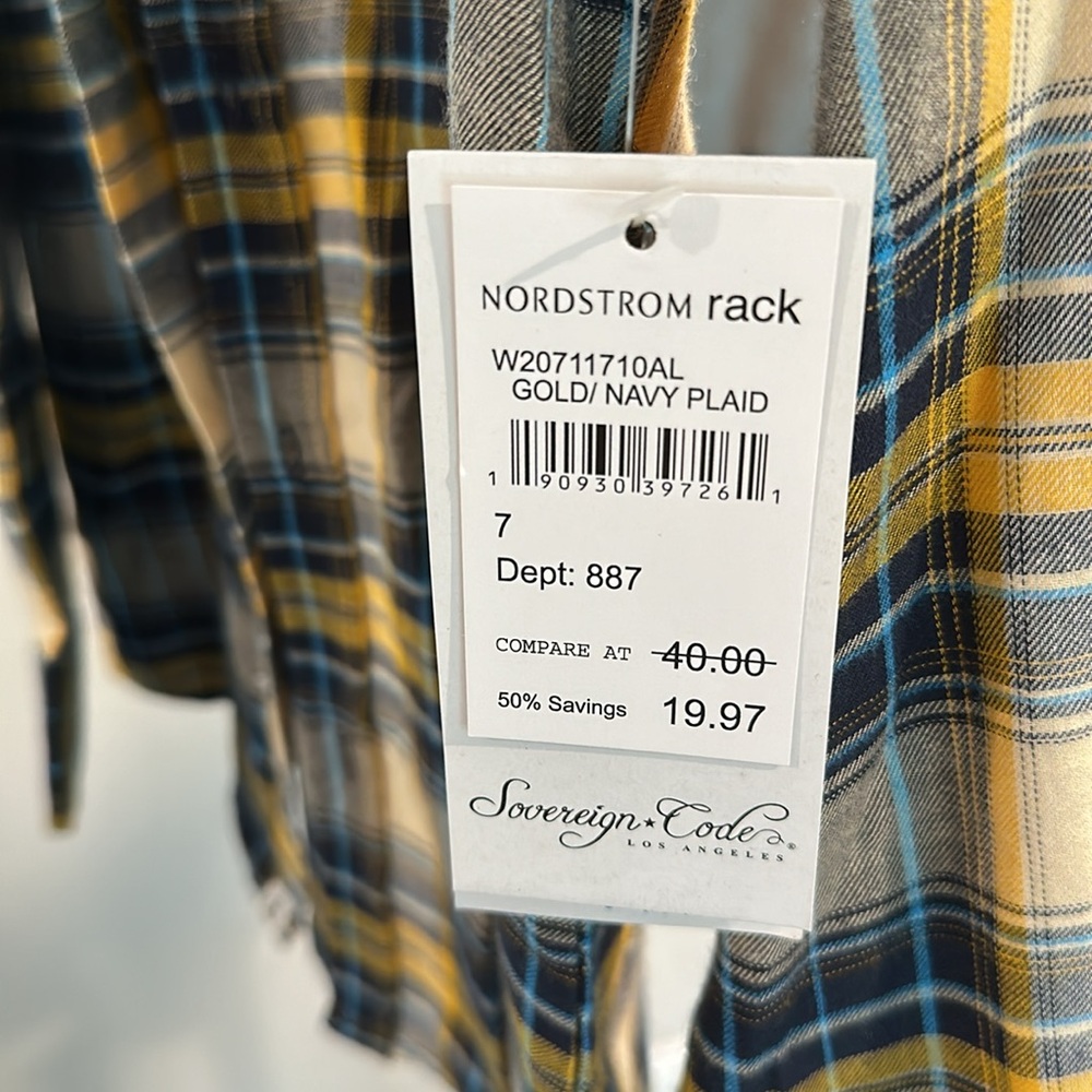 Sovereign Code button down shirt - Picture 4 of 4